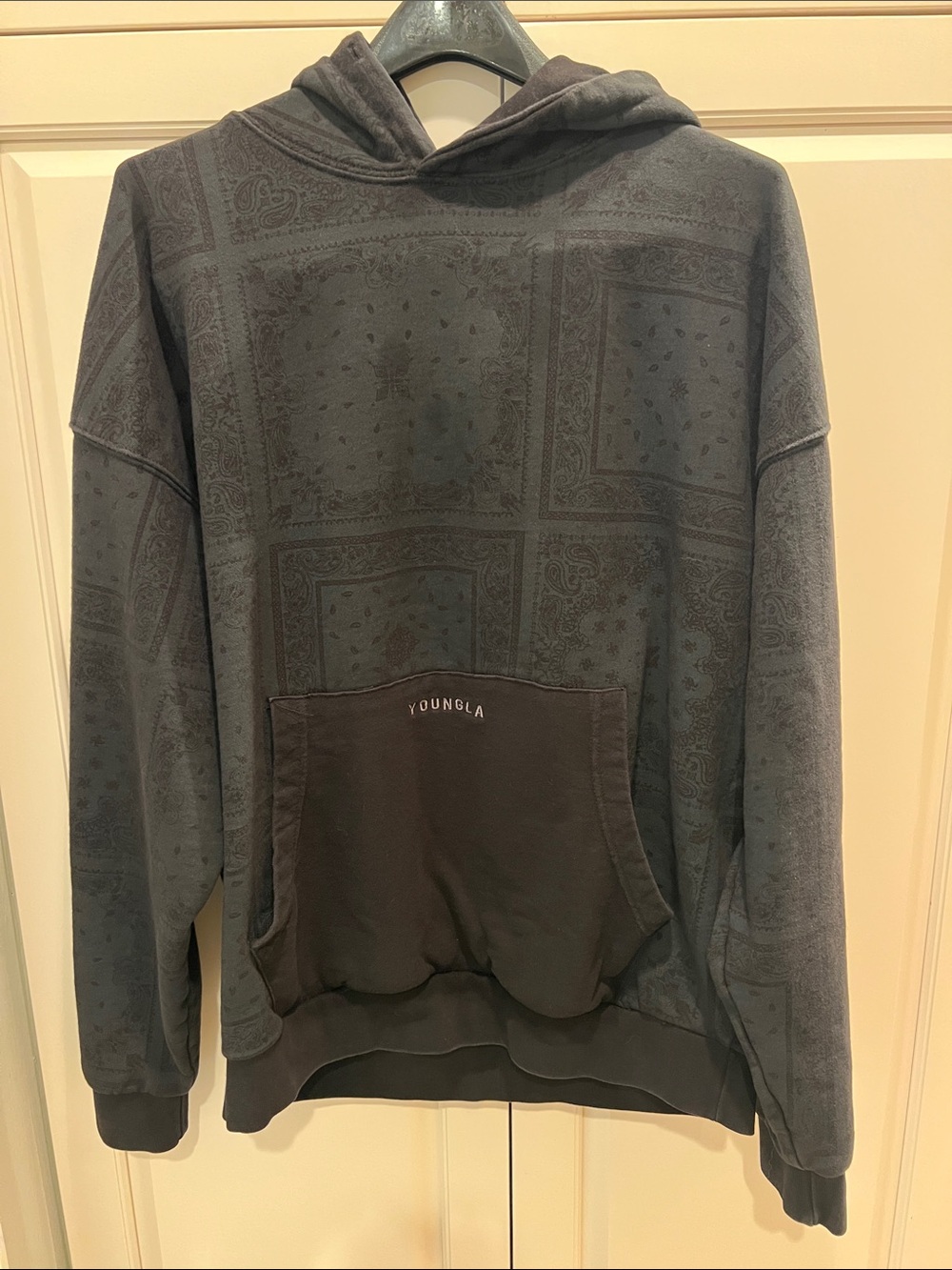 YoungLA Dark Gray Bandana-Print Pullover Hoodie cotton Men large